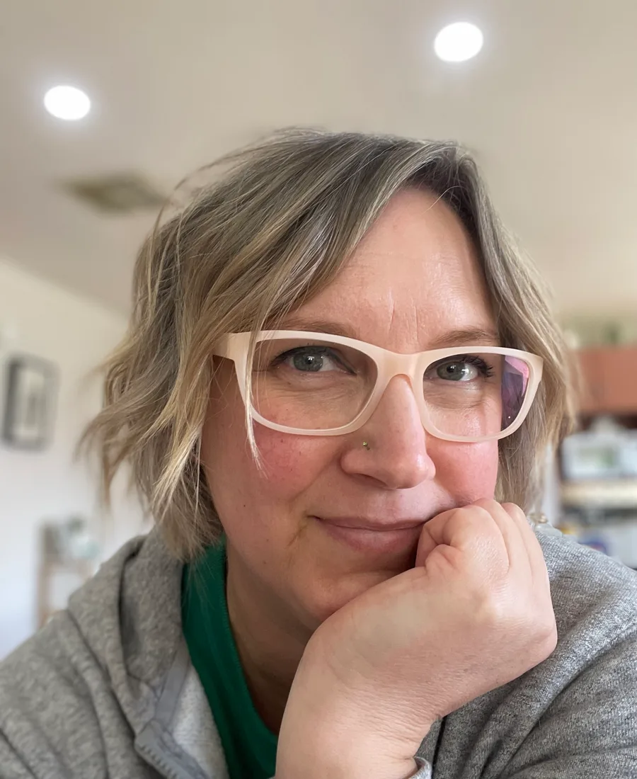 Erika Loftis portrait